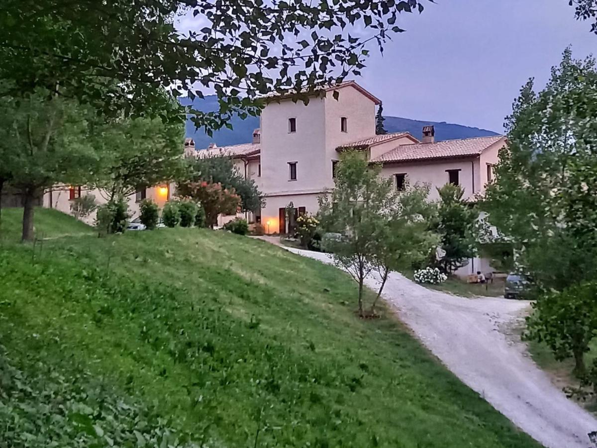 Agriturismo Il Covo Del Solengo Valtopina Buitenkant foto