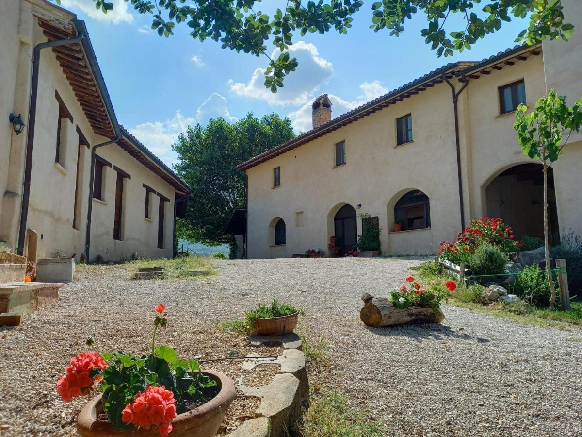 Agriturismo Il Covo Del Solengo Valtopina Buitenkant foto